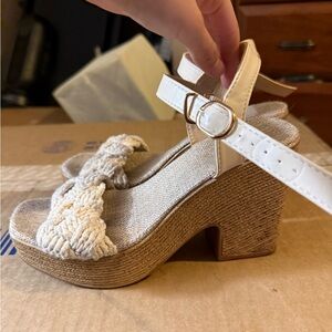 Elegant Beige Wedge Sandals